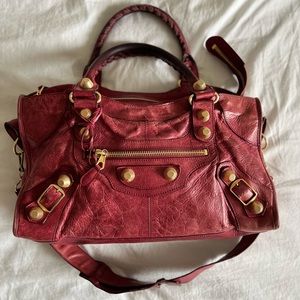 Balenciaga classic city magenta medium size